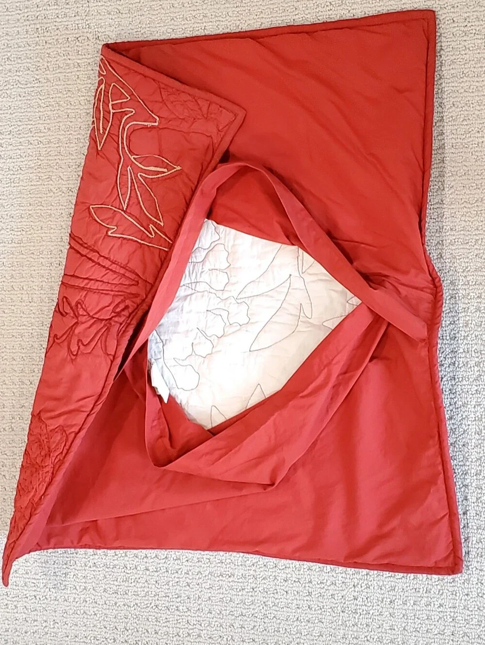 3 Pottery Barn Brick/Tan Organic Cotton Crewel Leaf Botanical Quilted Euro Shams